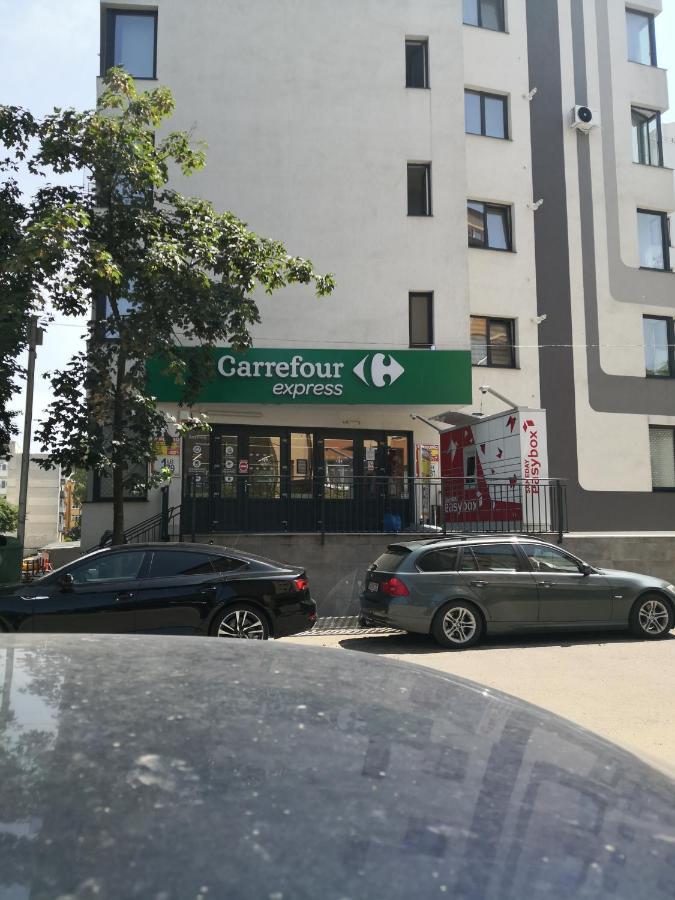 Apartament De Lux White&Red Σουκεάβα Εξωτερικό φωτογραφία